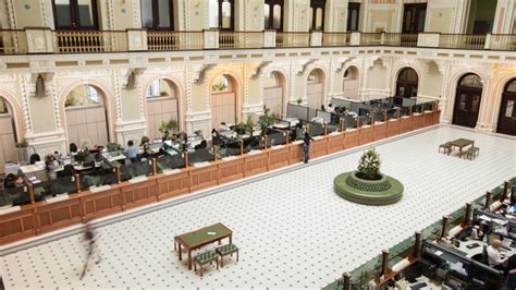 Національний банк відкликав банківську ліцензію в .